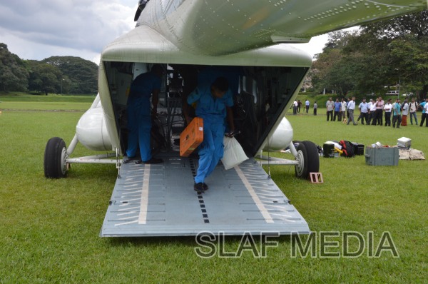 Sri
Lanka Air Force conducts underslung operation at Hanthane Hill